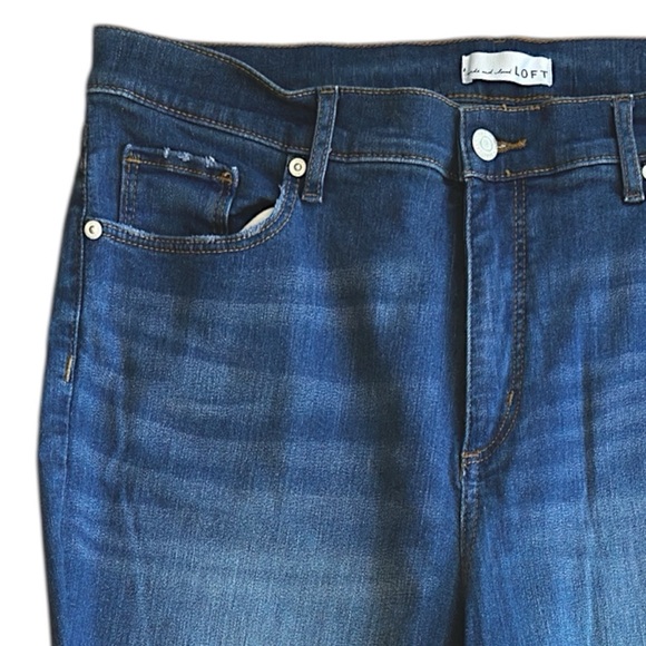 LOFT | NWOT THE BOOT HIGH-RISE STRETCH DENIM JEANS DISTRESSED | SIZE: 14 - Picture 3 of 11